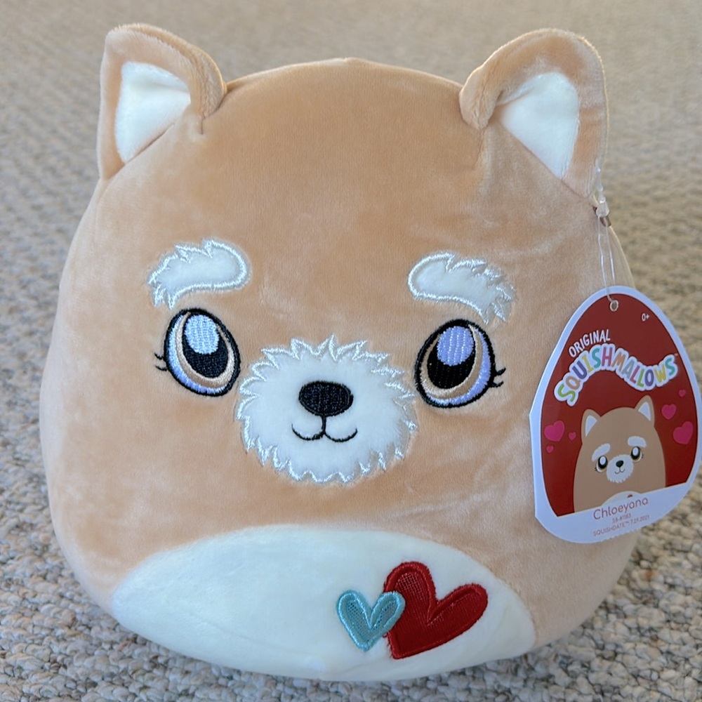 CHLOEYANA SQUISHMALLOW